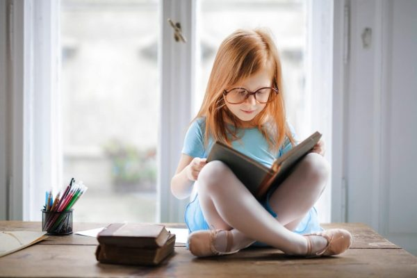 Por que ler livros é tão importante? Descubra os benefícios da leitura